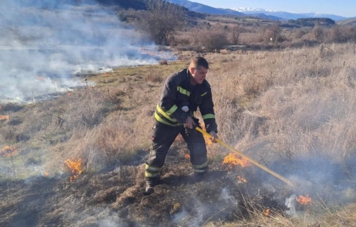 Брза интервенција на ДПД-Пехчево спречи поголем пожар кај село Црник