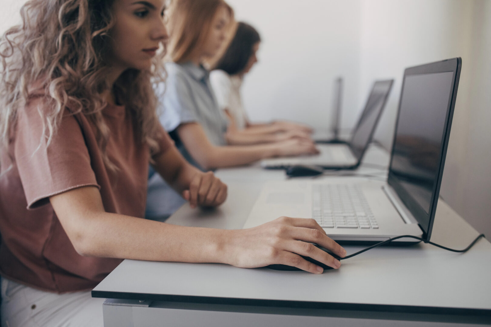 Вештачката интелигенција станува дел од редовната настава во хрватските средни училишта