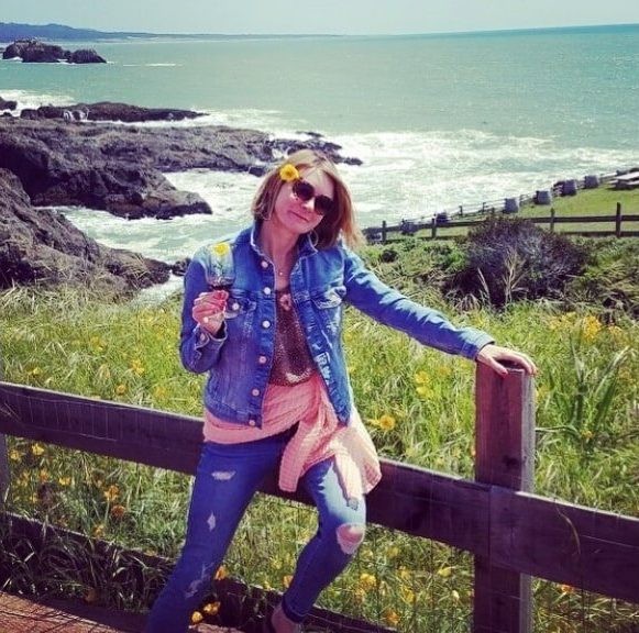 Жена која имала над 100 љубовни врски, останала невина до 41 година – сега е мажена и бремена и нејзиниот животен избор ги шокира сите