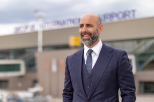 ТАВ Македонија и Виз ер најавуваат: Од јули директни летови од скопскиот аеродром до атрактивните дестинации Алгеро и Палермо во Италија