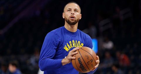 Најдобриот шутер во НБА-лигата останува на „продолжена пауза“