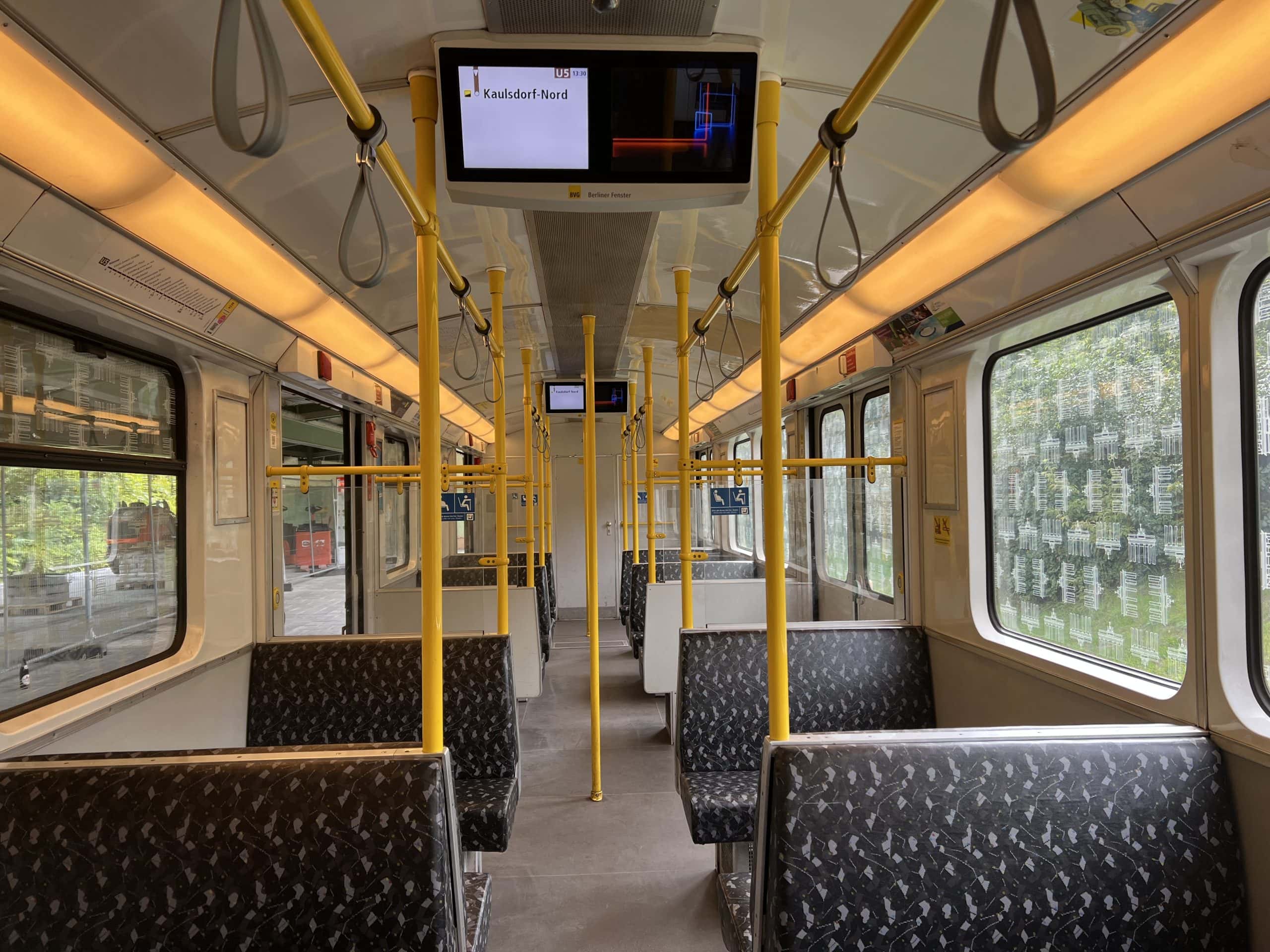 БРАН ШТРАЈКОВИ ЈА ПАРАЛИЗИРА ГЕРМАНИЈА: Авионите приземјени, јавниот превоз застана под притисок на синдикалните барања за повисоки плати