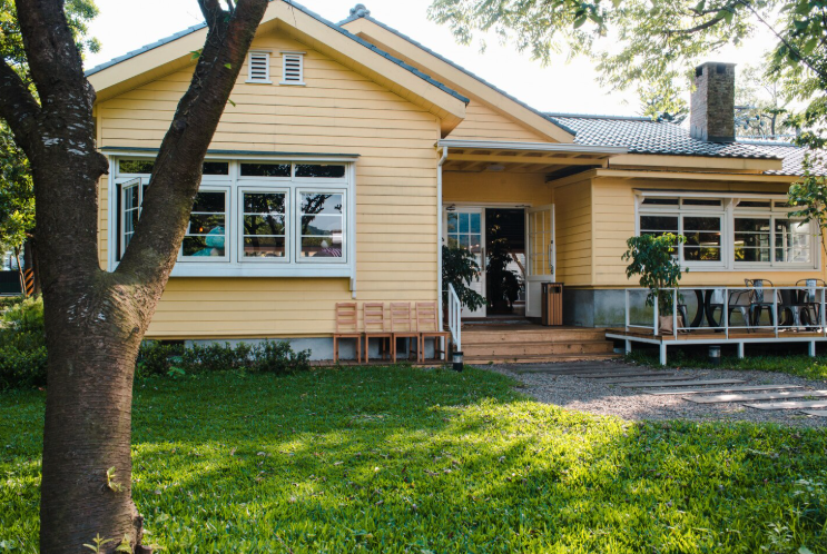 Колкав процент од луѓето во европските земји одговориле дека никогаш нема да купат свој дом?