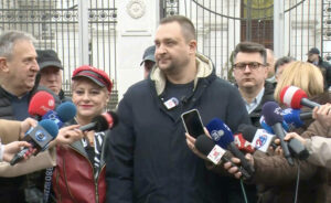 (Видео) Трендафилов: 24 министри живеат на грбот на 530 илјади работници