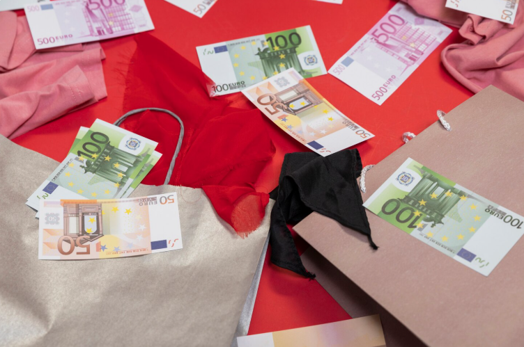 Во кои две европски земји луѓето најмногу користат готовина?