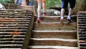 СЕ ЗАДИШУВАТЕ КОГА СЕ КАЧУВАТЕ ПО СКАЛИ? Според лекарите, овој феномен тогаш станува загрижувачки