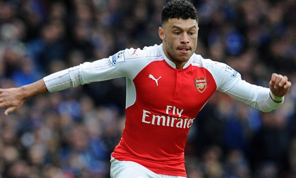 Ништо од романтично враќање во Арсенал, Чембрлејн најде нов клуб