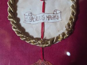 Во манастирот во Рајчица пристигнаа мошти на свети Василиј Велики, поадрок од Романската црква