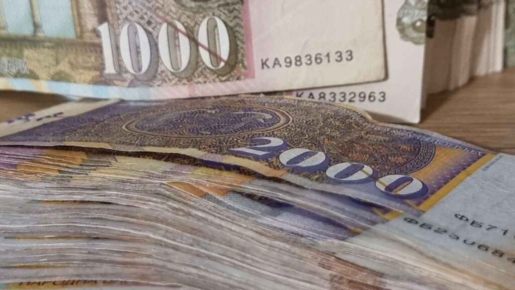 „САМО ШТО ЗЕДОВМЕ МИЛИЈАРДА“: Владата мерка ново задолжување до 300 милиони евра – Јавниот долг ја проби психолошката граница