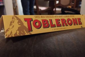 Купила „Тоблероне“ за својот син: Погледнете каква скриена слика приметил на кутијата