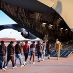 САД трошат просечно 133.000 долари за секоја депортација во трета земја