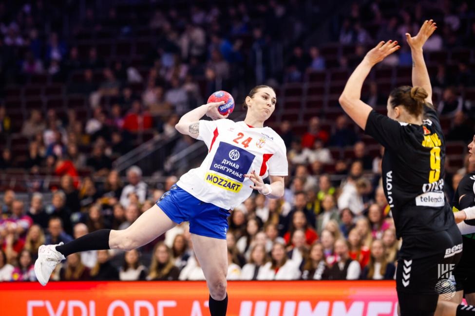 Србите пак менуваат селектор!