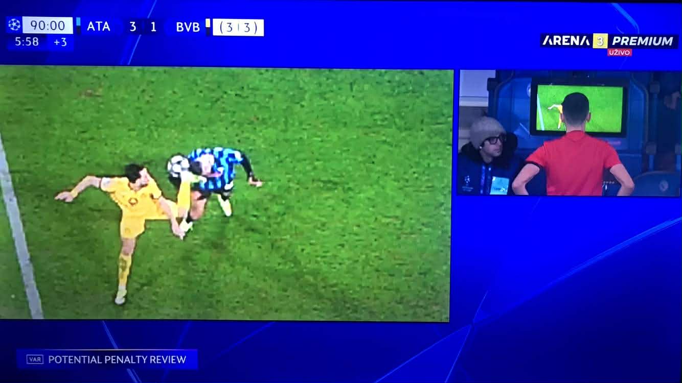 Луд меч во Бергамо: Аталанта со гол од пенал во 90+8 минута се пласираше во осминафиналето на ЛШ (Видео)