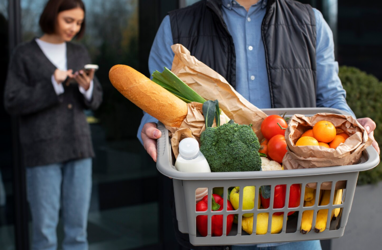 Зошто влегуваме во супермаркет за три работи, а излегуваме со полна кошничка?