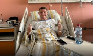 Маневски успешно опериран, следи еден месец пауза