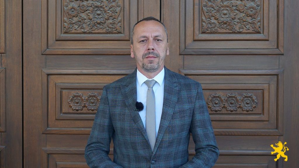 Петрушевски за тужбата од Заев: Стојам зад секој збор и подготвен сум да ги соочиме аргументите во судница