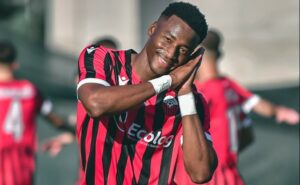 Реми на полувреме меѓу Силекс и Шкендија во Кратово (ВИДЕО)