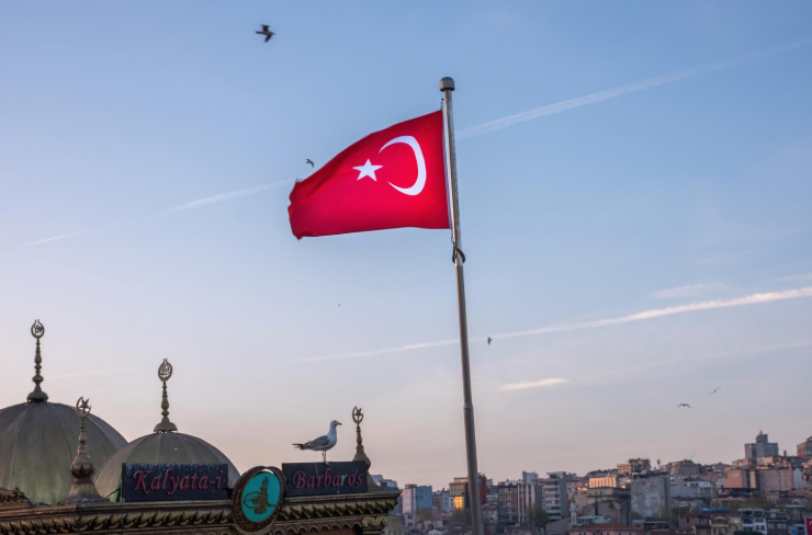 Турција e против одлуката на Грција да истражува поле со јаглеводород јужно од Крит