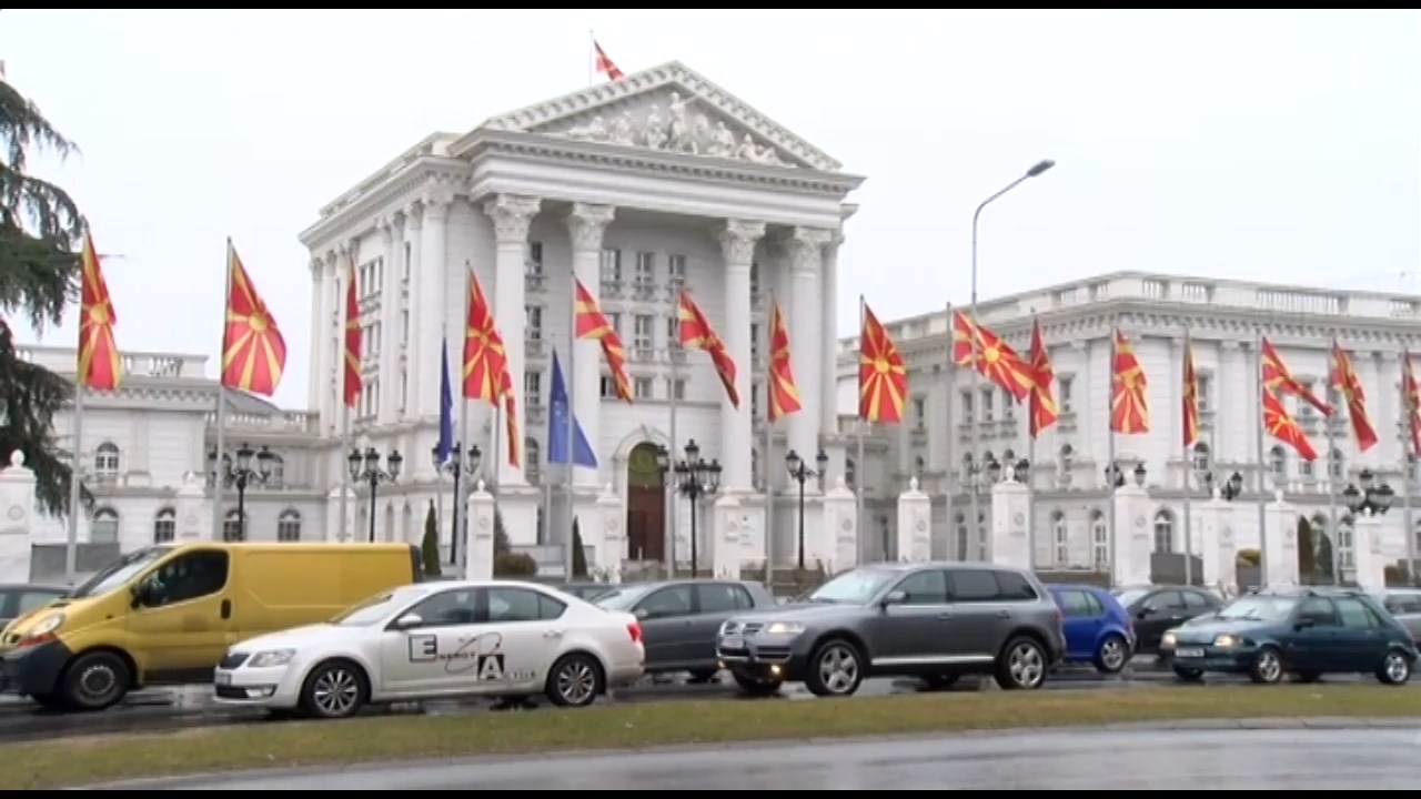 Будимпешта или прописи? Авионската дебата меѓу власта и опозицијата