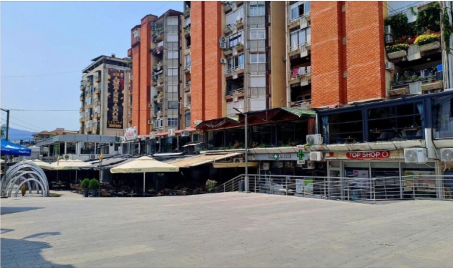 Пожар во Трговскиот центар во Кочани