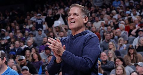 Далас Маверикс се враќаат во рацете на својот легендарен сопственик?