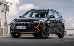 ТЕСТ: Dongfeng Aeolus Shine GS 1.5T 194 Hunting Knight – 200 коњски сили во супер-практичен и просторен кросовер!
