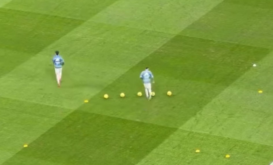 Пак свирежи на „Бернабеу“, фудбалерите на Реал мета на своите фанови! (ВИДЕО)