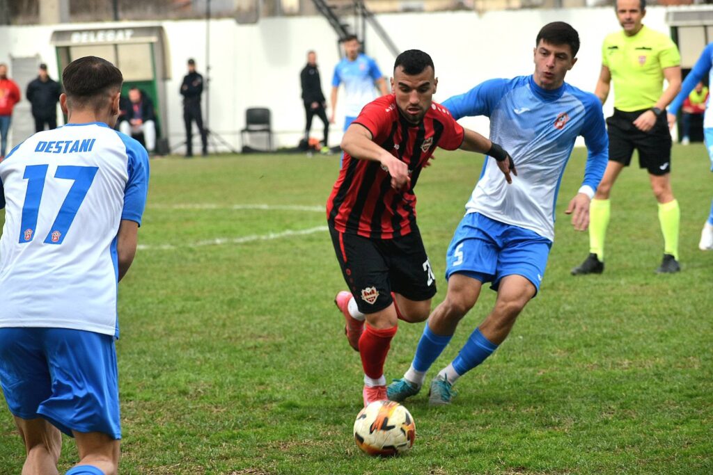 Вардар и Работнички елиминирани во Купот од второлигашите Охрид и Шкендија Арачиново