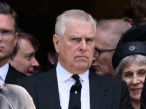 Поранешниот принц Ендрју ослободен од притвор