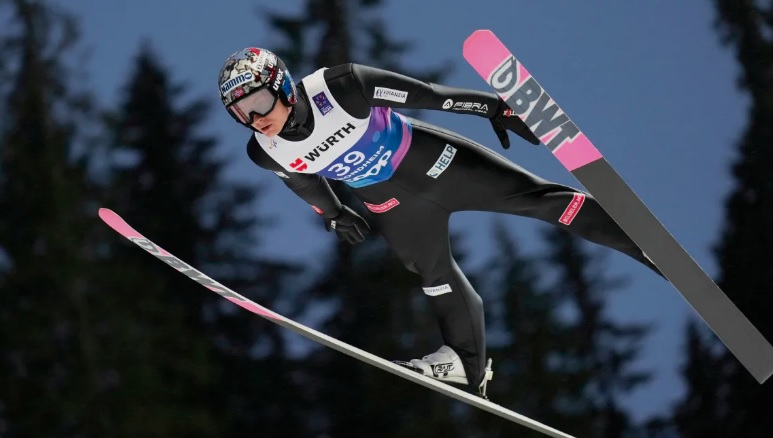 Го зголемуваат пенисот, за да имаат подолг скок: Ски-скокачите под посебна лупа на ЗОИ 2026