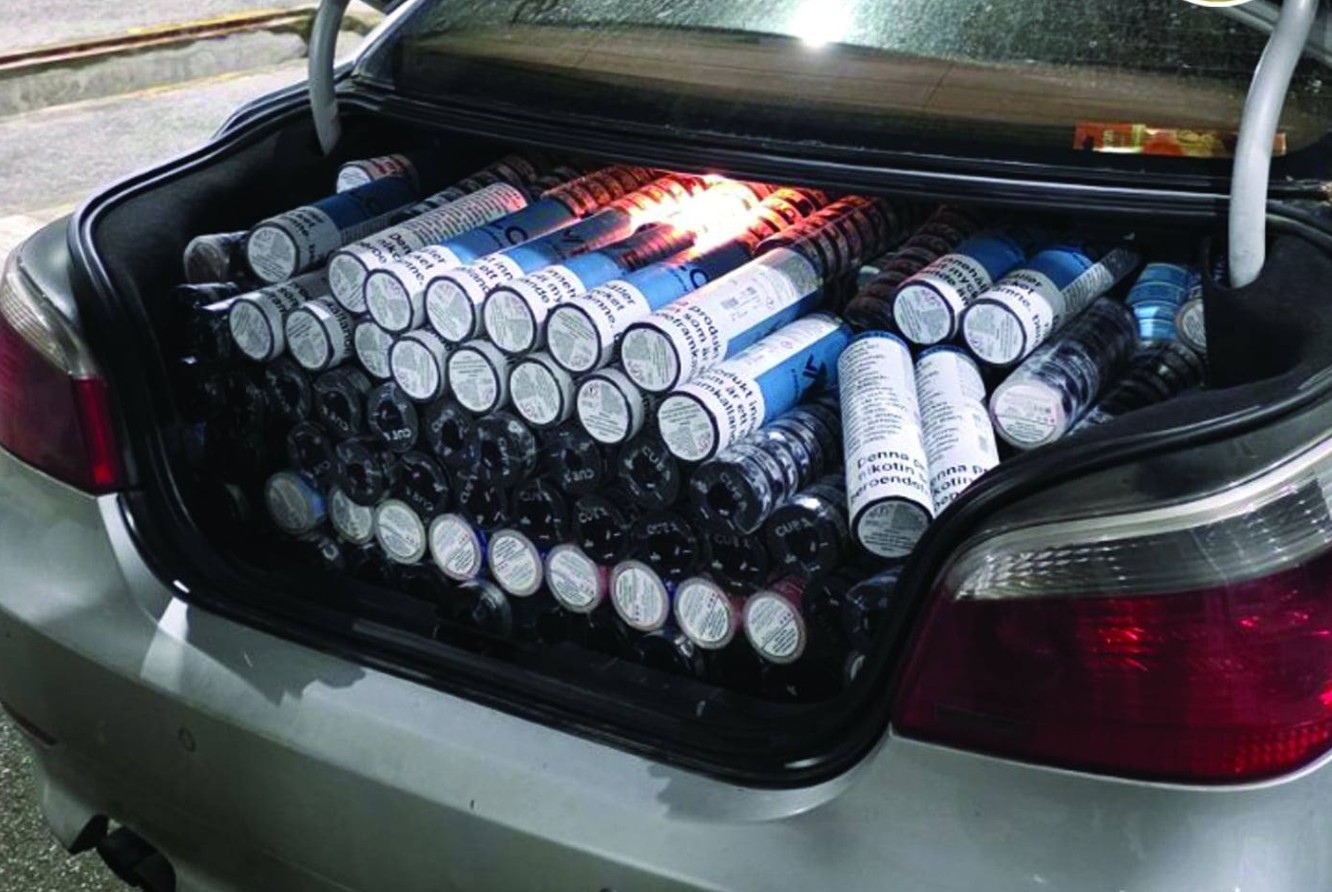 ОБИД ЗА КРИУМЧАРЕЊЕ НА 4.800 ПАКУВАЊА НИКОТИНСКИ ЌЕСИЧКИ: Царина со заплена тешка 1,2 милиони денари