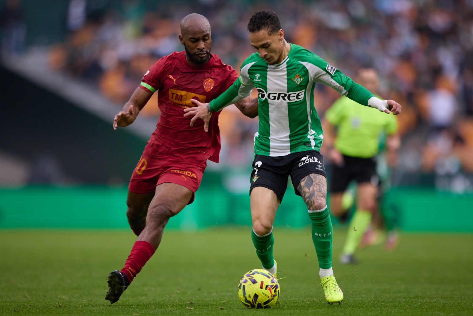 Димитриевски во финишот прими гол, Валенсија поразена од Бетис! (ВИДЕО)