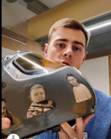 Украинецот Хераскевич дисквалификуван од ЗОИ бидејќи носел шлем со ликовите на спортисти убиени во војната со Русија