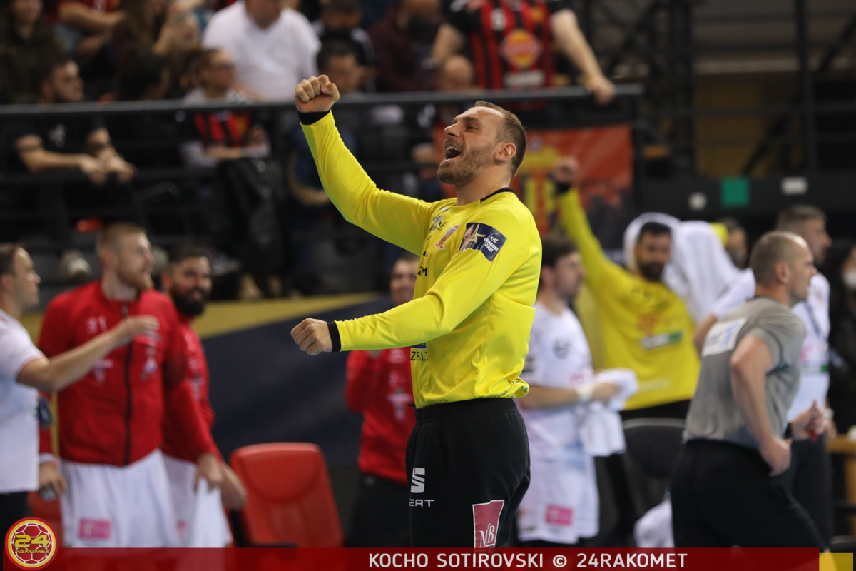 Цупара со Душебаев во Бундес лигата