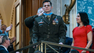 Медал за честа за пилотот кој учествуваше во апсењето на Мадуро