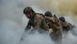 Жителите бегаат од југоисточниот дел на Украина додека фронтот се приближува кон Запорожје