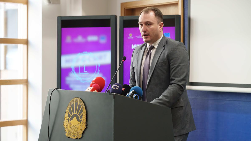 Андоновски го поздрави проектот на ЕУ: Заедно до роаминг по ниски цени и сајбер безбедност