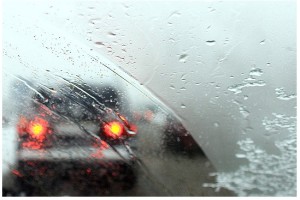 Променливо време со врнежи од дожд, на планините снег