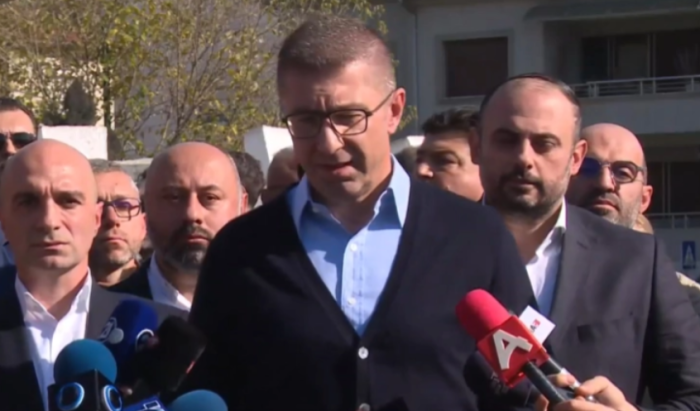 Мицкоски и Ѓорѓиевски на изградба на првата фаза на булевар „Македонија“