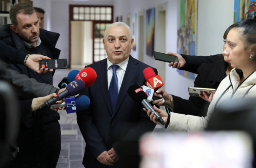 ПОСТАПИВМЕ СОГЛАСНО ЗАКОНОТ: Бесими за петте кандидати за државен јавен обвинител