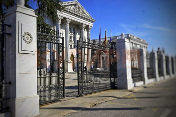 ВЛАДА: Премиерот Мицкоски денеска ќе има средба со претставници на репрезентативните синдикати од областа на администрацијата