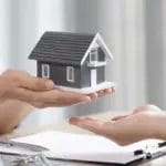 Пред да потпишете договор – пет работи што мора да ги проверите при осигурување на домот