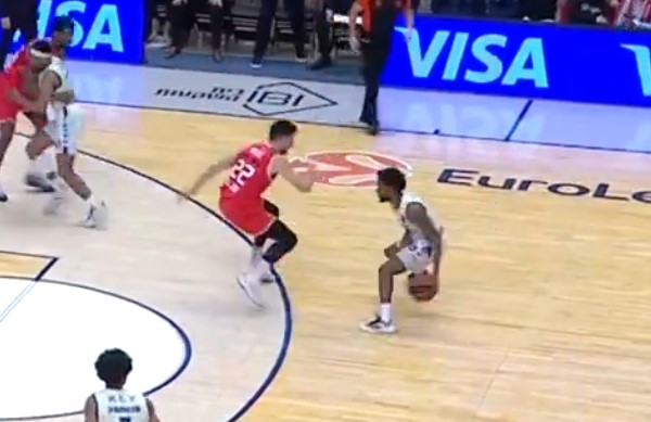 Мициќ, ти преживеаја ли колената?