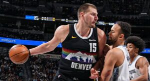 Јокиќ со „трипл-дабл“ му донесе победа на Денвер над Мемфис