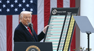 Новиот глобален царински данок од 10% што го воведе Доналд Трамп стапи на сила