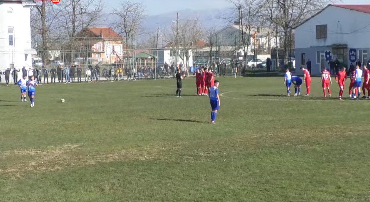 Има мајстори и во ВМФЛ – падна прекрасен гол од слободен удар! (ВИДЕО)