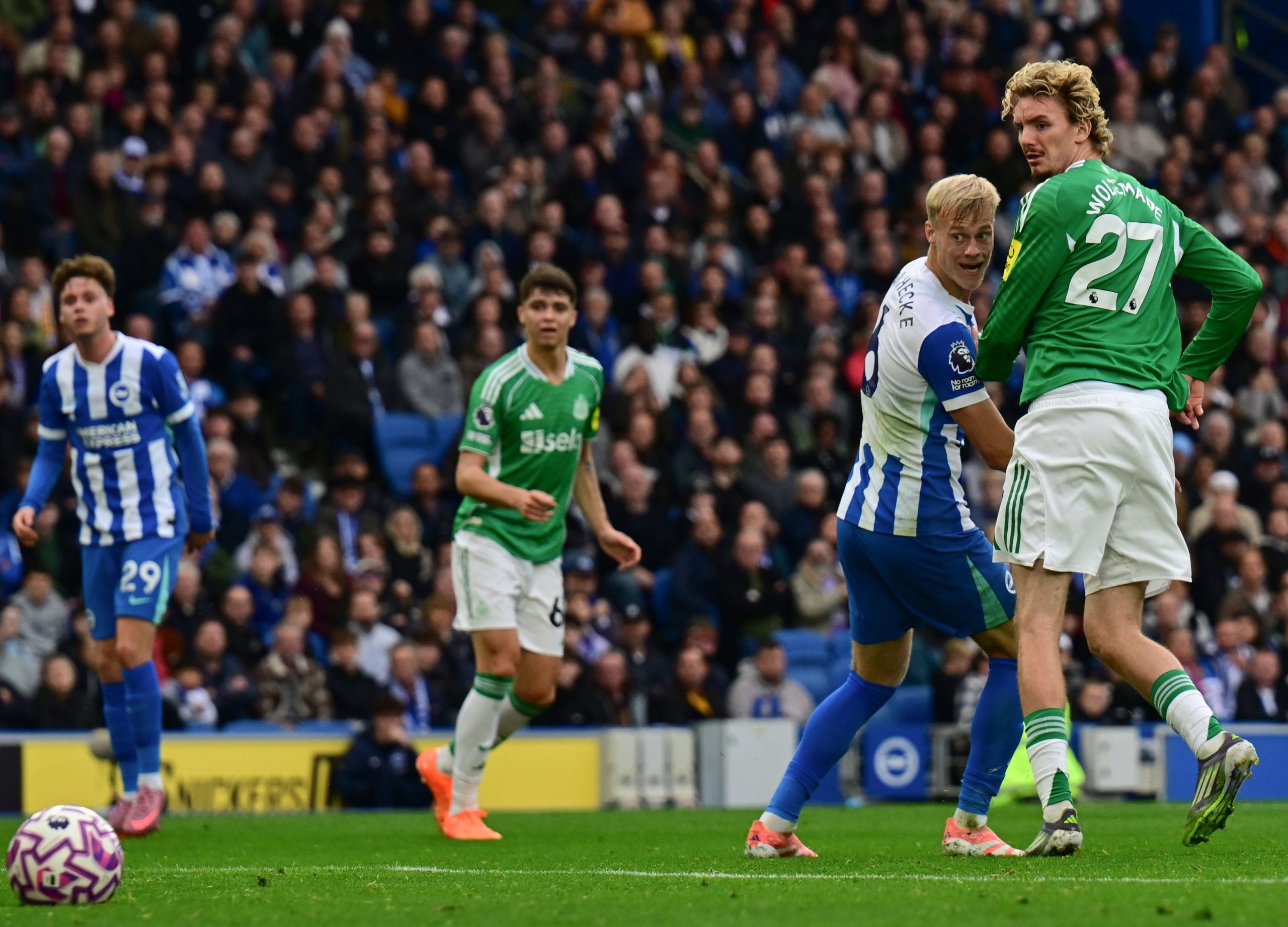 Њукасл го плати 85 милиони евра, а Англичаните го прогласија за најголемо трансфер промашување во историјата на ПЛ!