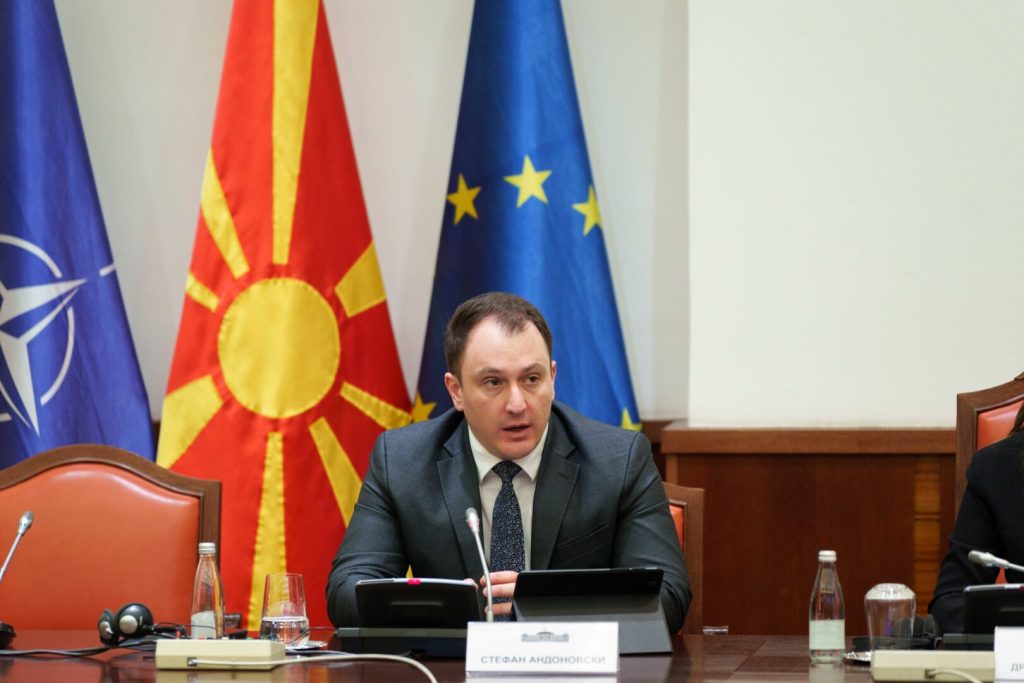 Андоновски најавува имплементација на вештачката интелигенција во администрацијата откако ревизијата утврди дека не се создадени предуслови