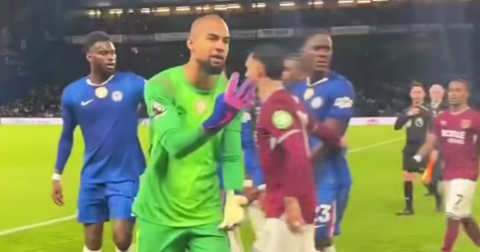 Фановите на Челзи бесни, Санчез ги смируваше: Имаме уште 45 минути! (ВИДЕО)