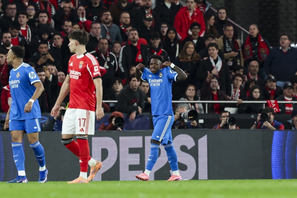 (Видео) Винисиус постигна спектакуларен гол, па направи хаос, Мурињо исклучен